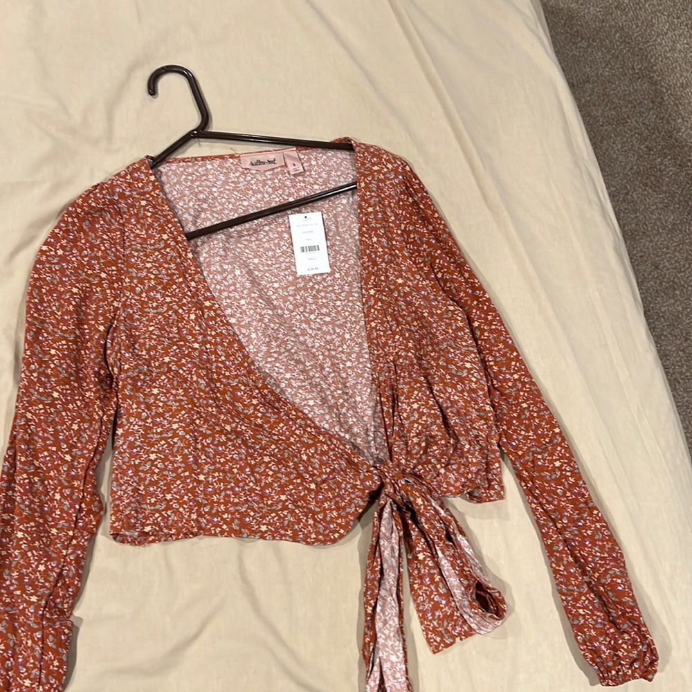 Willow and root women top